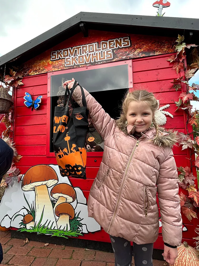 Brick Or Treat Skovtroldens Hus