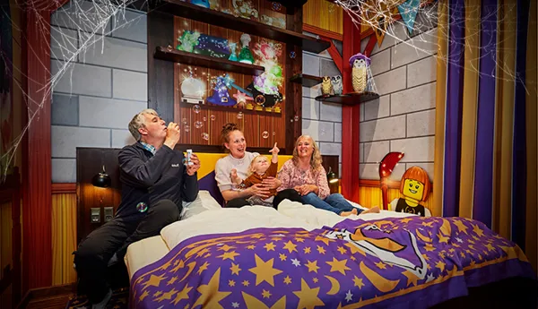 Halloween Wizard Room 700X500