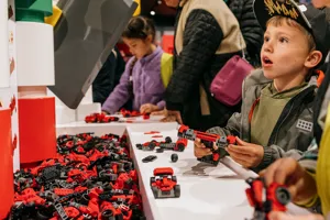 Ferrari 1080 X 1920 (1)