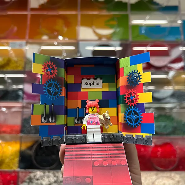 600X600 Minifigurer Factory