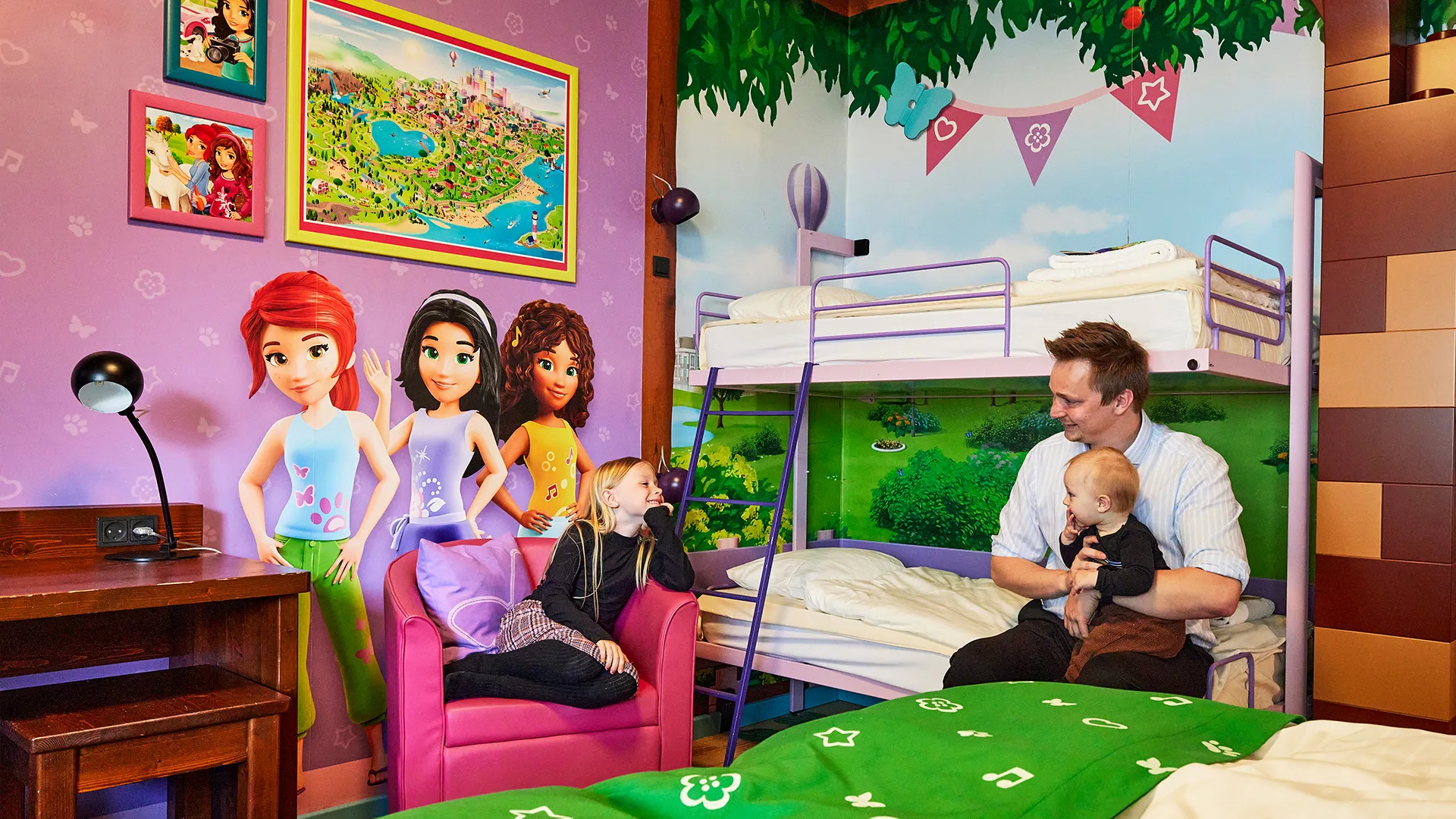 LEGO Friends hotel room