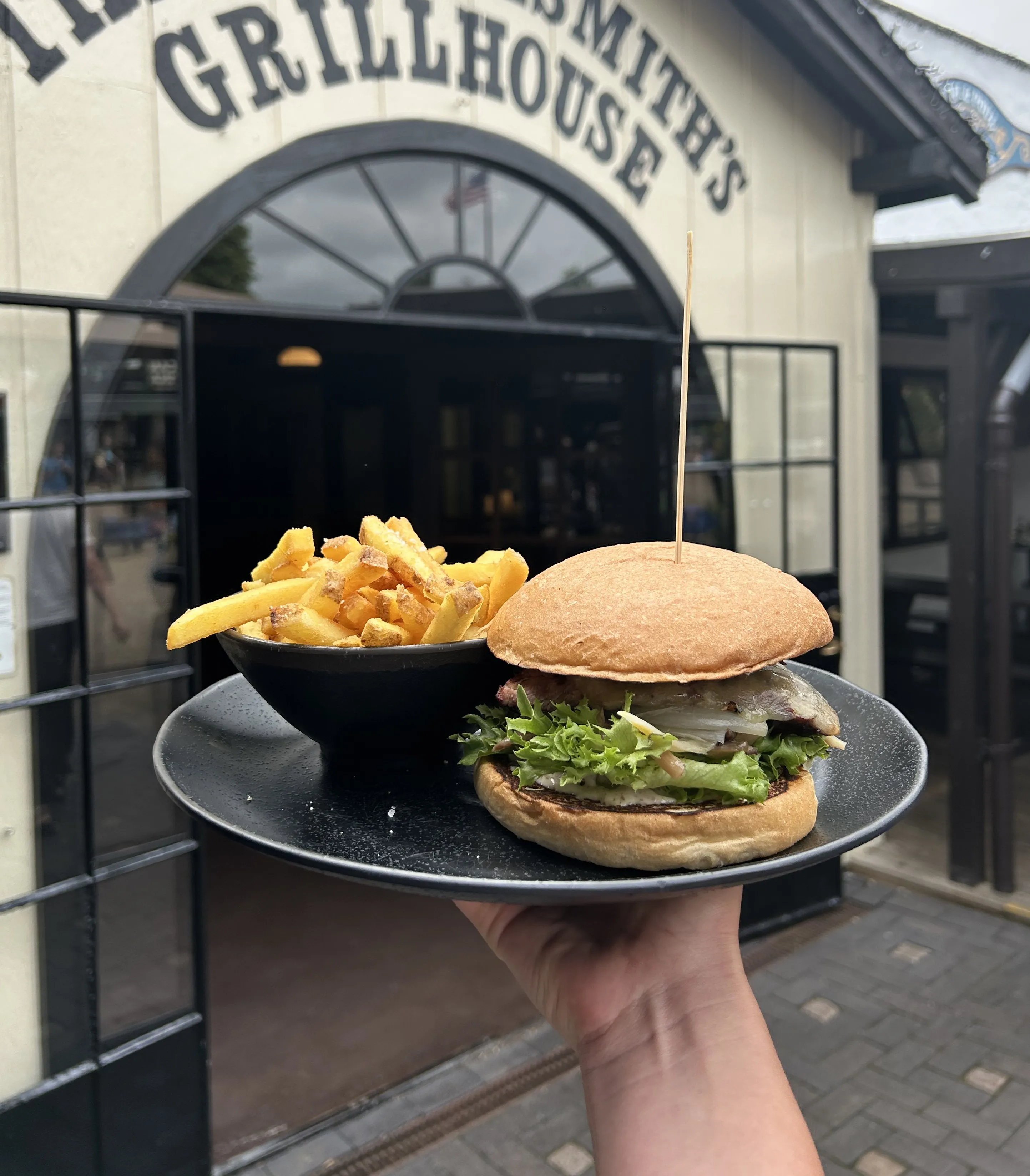 Grill House Burger (1)