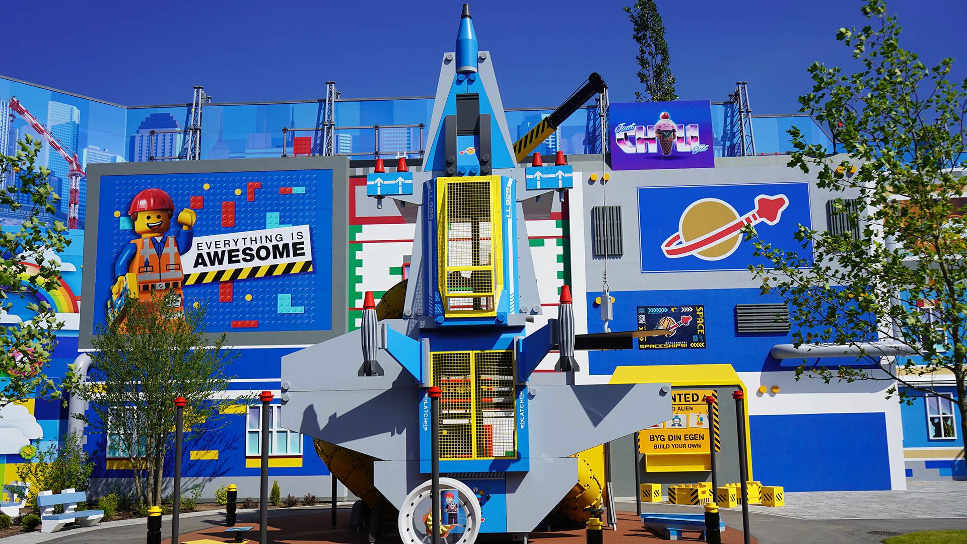Benny's Playship at LEGOLAND Billund